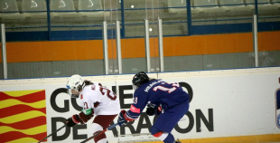 Latvijas sieviešu izlase izšķirošajā spēlē zaudē Lielbritānijai