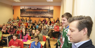 "Lāči lido" mantiņas sāk ceļu pie bērniem