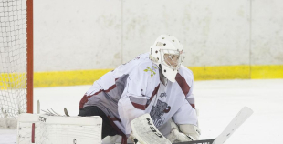 HS "Rīga 98" apspēlē "Valmieras HK", uzvar 1.līgas regulāro čempionātu