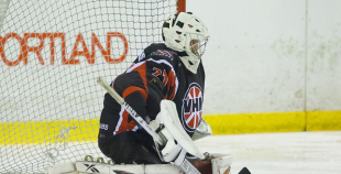 HS "Rīga 98" apspēlē "Valmieras HK", uzvar 1.līgas regulāro čempionātu