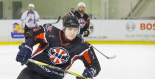 HS "Rīga 98" apspēlē "Valmieras HK", uzvar 1.līgas regulāro čempionātu