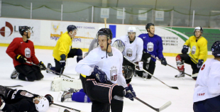 2015 Latvijas izlases kandidāti gatavojas jaunajai hokeja sezonai