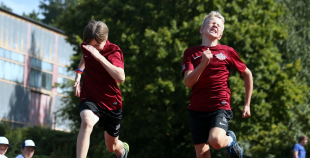 II jaunatnes hokeja sporta diena veiksmīgi aizvadīta