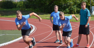 II jaunatnes hokeja sporta diena veiksmīgi aizvadīta