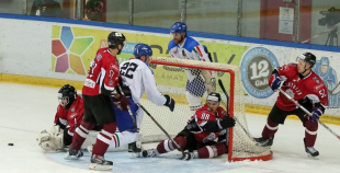 EIHC: Latvija - Itālija 2:1