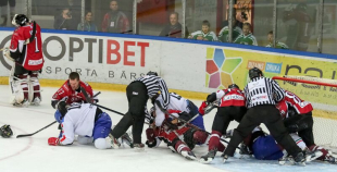 EIHC: Latvija - Itālija 2:1