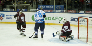 Latvijas un Krievijas hokeja leģendu spēle