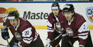 Latvijas un Krievijas hokeja leģendu spēle