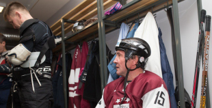 Latvijas hokeja veterāni atzīst Krievijas leģendu pārākumu