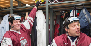 Latvijas hokeja veterāni atzīst Krievijas leģendu pārākumu