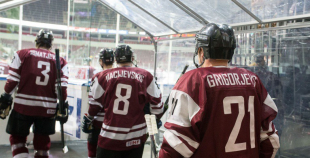 Latvijas hokeja veterāni atzīst Krievijas leģendu pārākumu