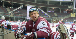 Latvijas hokeja veterāni atzīst Krievijas leģendu pārākumu