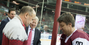 Latvijas hokeja veterāni atzīst Krievijas leģendu pārākumu