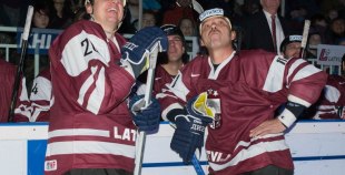 Latvijas hokeja veterāni atzīst Krievijas leģendu pārākumu
