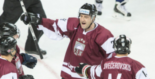 Latvijas hokeja veterāni atzīst Krievijas leģendu pārākumu