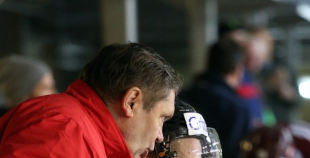 2016 Latvijas hokeja izlases kandidāti uzveic Latvijas jauniešu izlasi