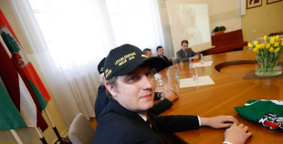 2016 Liepājas domē sveic "zelta" hokejistus