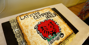 2016 Liepājas domē sveic "zelta" hokejistus