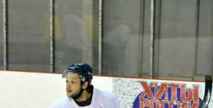 Latvijas izlases kandidāti gatavojas jaunajai hokeja sezonai