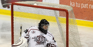 Foto: "Dinamo/Juniors" uzvar Ozolniekus