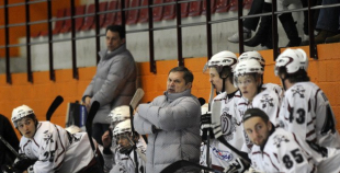 Foto: "Dinamo/Juniors" uzvar Ozolniekus