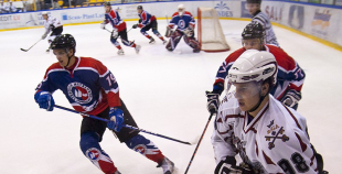 ''Dinamo/Juniors'' pirmajā spēle uzvar Liepājā