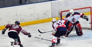 "Dinamo/Juniors" viena soļa attālumā no 'čempiona titula