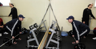 Foto: Hokeja izlases pirmais treniņš