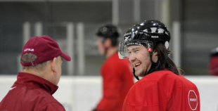 Foto: Znaroks un Vītoliņš vada pirmo ledus treniņu