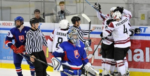 Foto IIHF PČ U18 SVK vs LAT