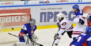 Foto IIHF PČ U18 SVK vs LAT