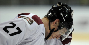 Foto: Latvija ar 4:1 uzvar Franciju