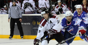 Foto: Latvija ar 4:1 uzvar Franciju