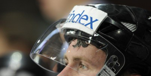 Foto: Latvija ar 3:2 uzvar Baltkrieviju