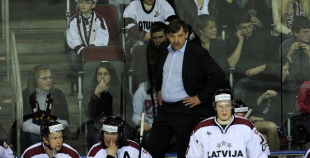 Foto: Latvija atkārtoti uzvar Baltkrieviju