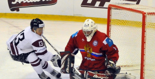 U-20 izlases hokejisti zaudē Krievijai