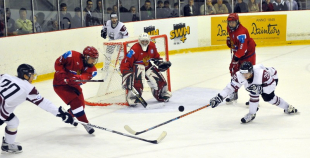 U-20 izlases hokejisti zaudē Krievijai