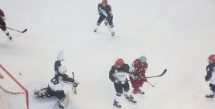 Latvijas sieviešu hokeja izlasei pārliecinoša uzvara pret Meksiku