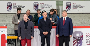 Latvijas sieviešu izlase Pasaules čempionāta atklāšanas mačā piekāpjas Slovākijai