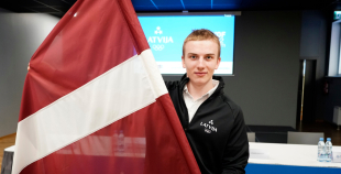 FOTO: Paziņo Latvijas izlases sastāvu un karognesēju Jaunatnes olimpiādei