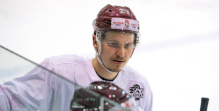 Latvijas izlases treniņnometnei pievienojušies Kaspars Daugaviņš un Kristaps Sotnieks