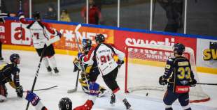 FOTO: "Kurbads" pagarinājumā izcīna uzvaru Latvijas čempionāta pirmajā finālspēlē