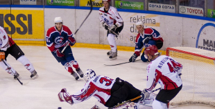 LČ hokejā sācies ar Liepājas Metalurga 2 uzvaru pār Energija-Orakulas