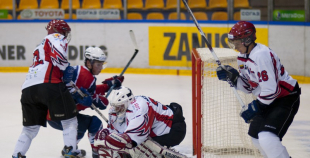 LČ hokejā sācies ar Liepājas Metalurga 2 uzvaru pār Energija-Orakulas