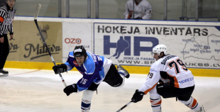 Ozolnieki pagarina uzvaras sēriju