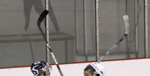 HS Rīga derbijā pārliecinošu uzvaru svin LSPA