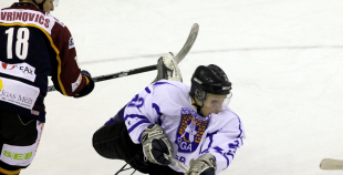 HS Rīga derbijā pārliecinošu uzvaru svin LSPA