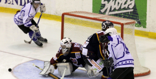 HS Rīga derbijā pārliecinošu uzvaru svin LSPA