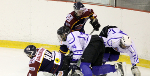 HS Rīga derbijā pārliecinošu uzvaru svin LSPA