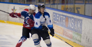 Līderi piedzīvo pirmo zaudējumu